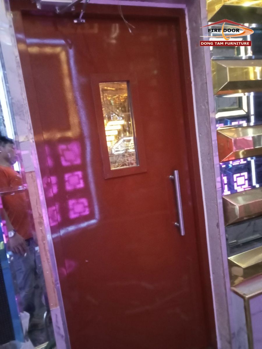 cửa thép chống cháy